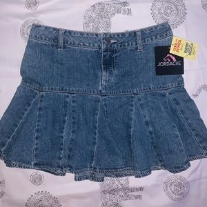 2000s Pleaded Denim Skirt